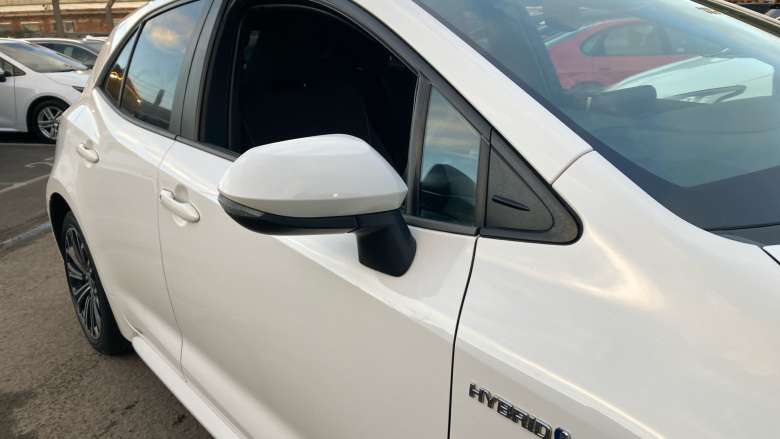 Toyota Corolla 1.8 VVT-i Hybrid Design 5dr CVT Hybrid Hatchback